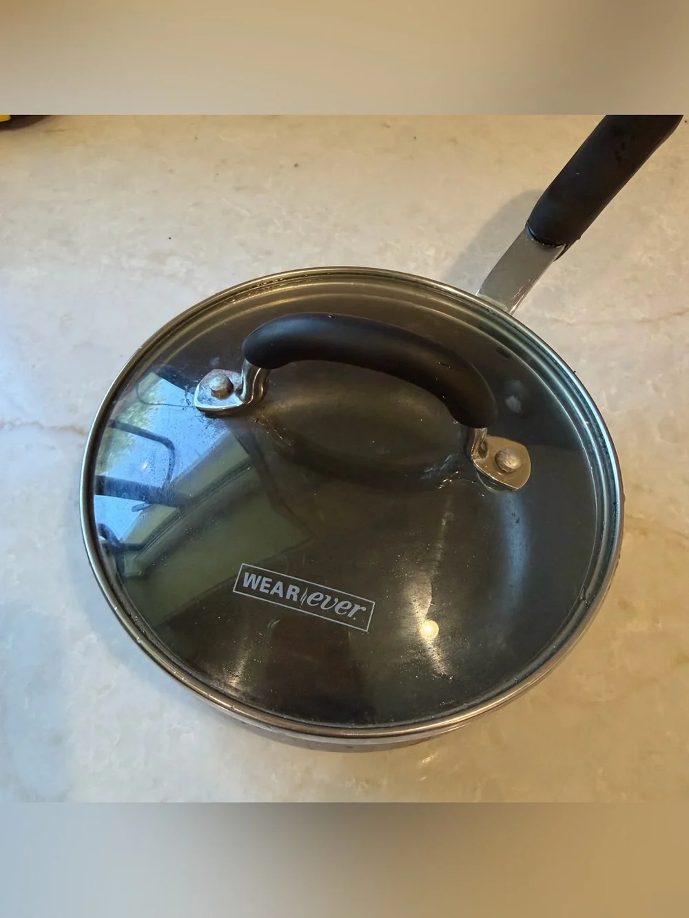 Wearever Black Saucepan with Glass Lid - Kitchen Essential